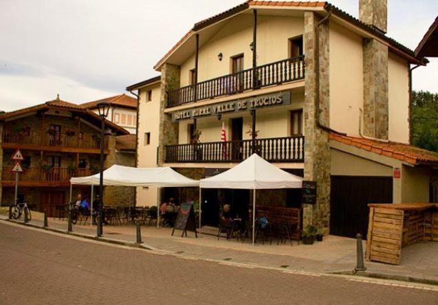 Hotel Valle De Turtzioz Екстериор снимка